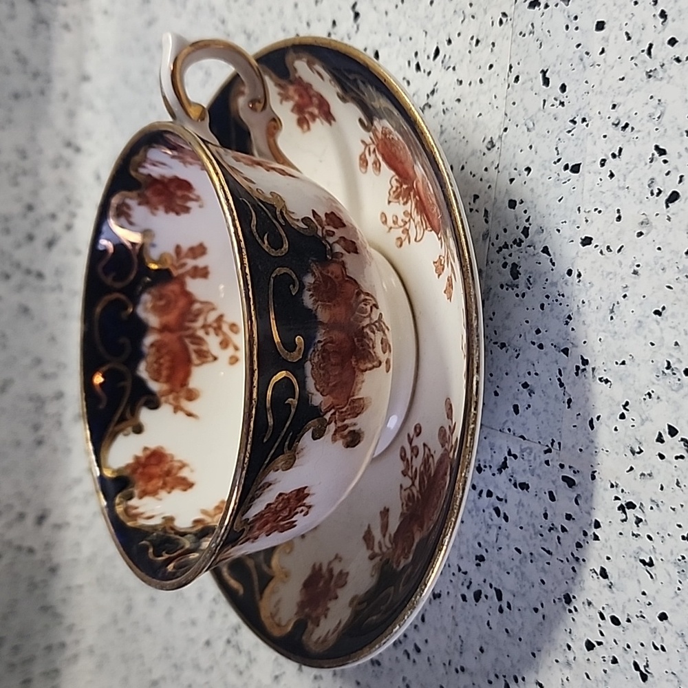 Vintage Royal stafford cup and saucer, excellent condition. Vintage